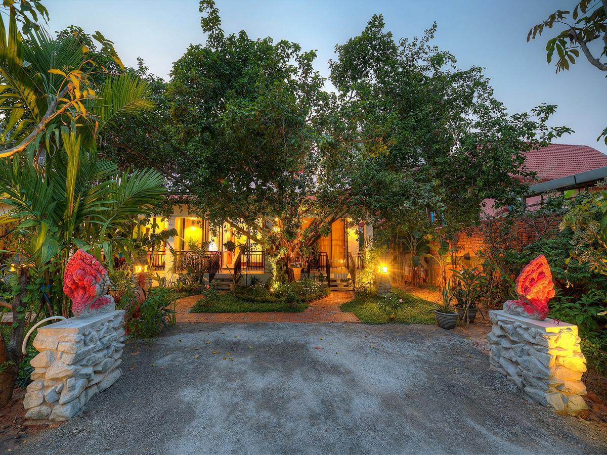 Kanak Garden Hotel Siem Reap Exteriör bild