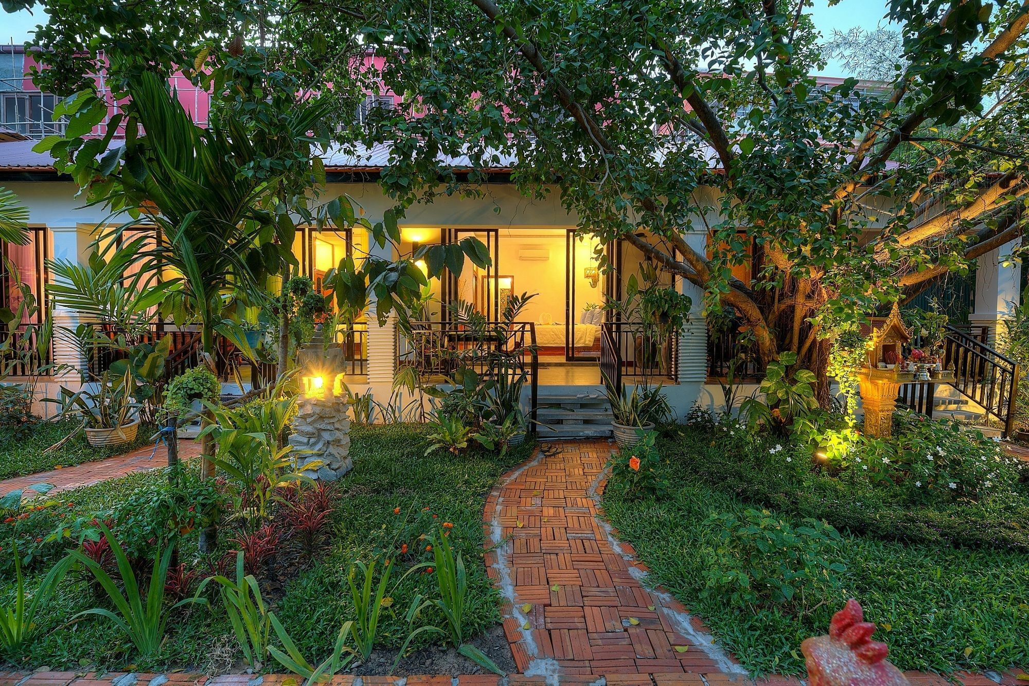 Kanak Garden Hotel Siem Reap Exteriör bild