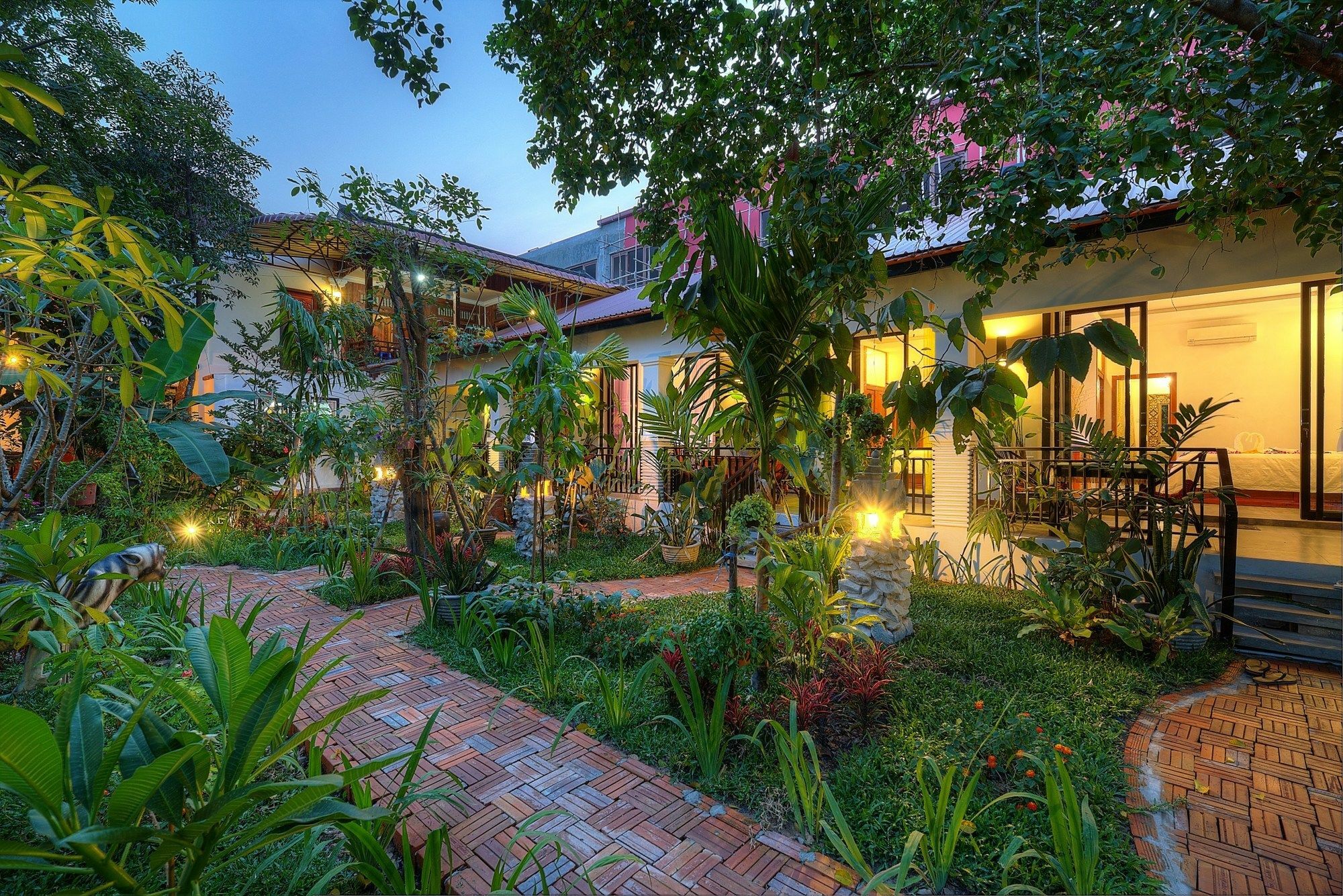 Kanak Garden Hotel Siem Reap Exteriör bild
