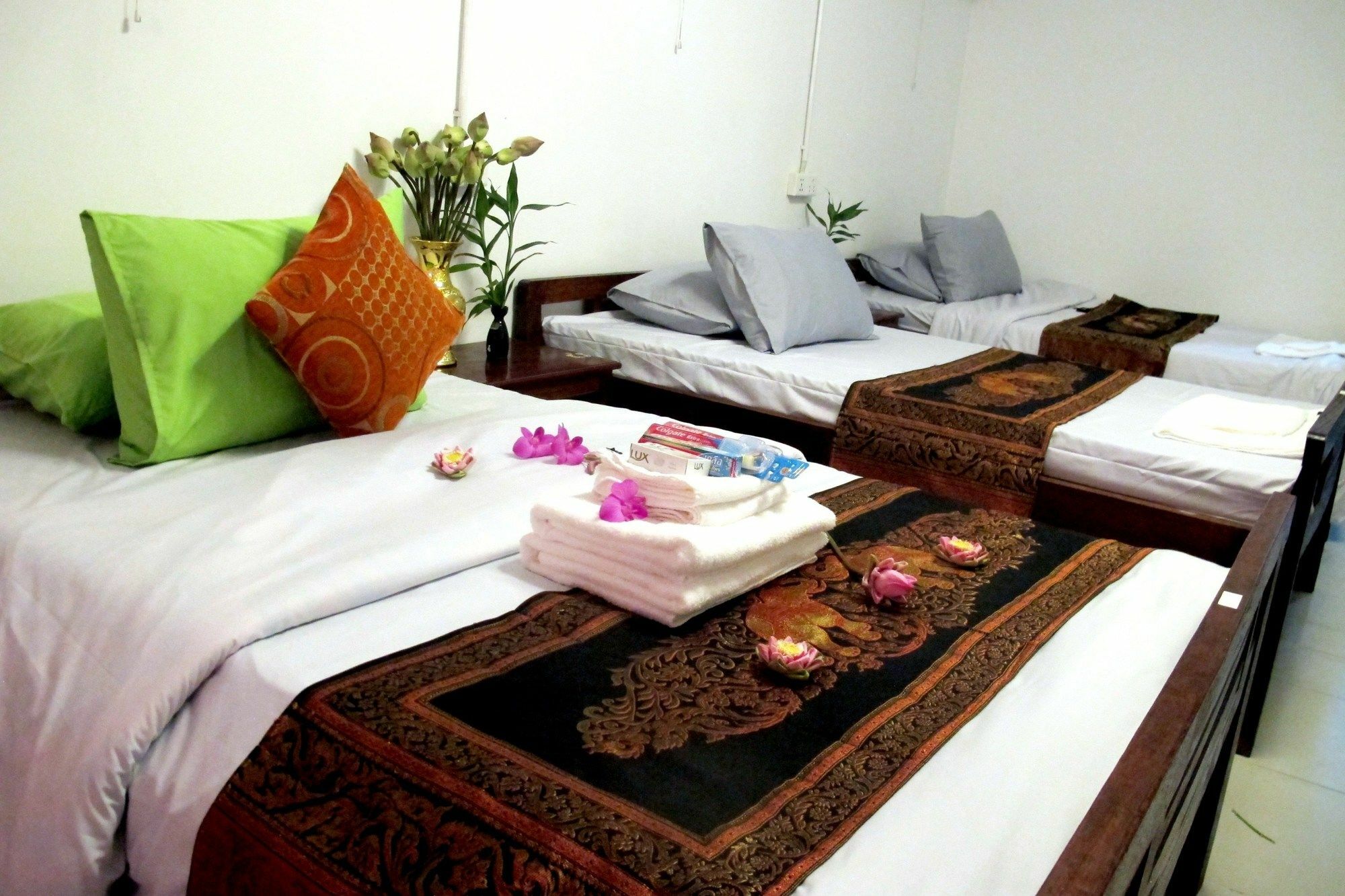 Kanak Garden Hotel Siem Reap Exteriör bild